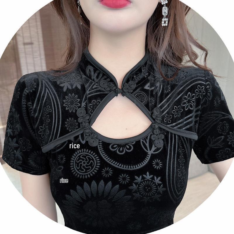 Spicy Girl Velvet Cheongsam: Petite Short Split Dress
