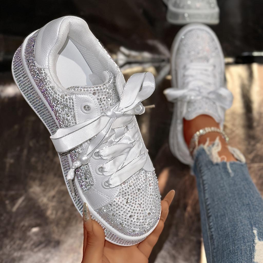 Plus Size Baby's Breath Rhinestone Casual Women's Shoes 2025 Spring New Arrival Lace-Up Sneakers Versatile Fashionable White Sneakers