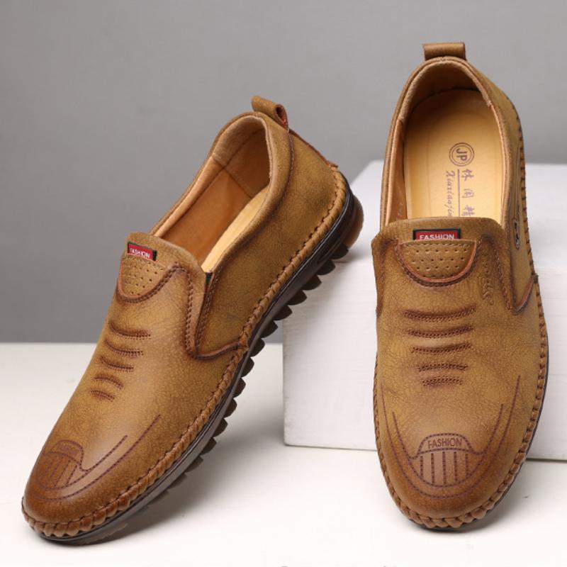 Fashion Men Casual Shoes Leather Shoes Luxury Loafers Men Non-slip Soft Soled Breathable Leather Shoe Slip On Driving Shoes Big Size 45