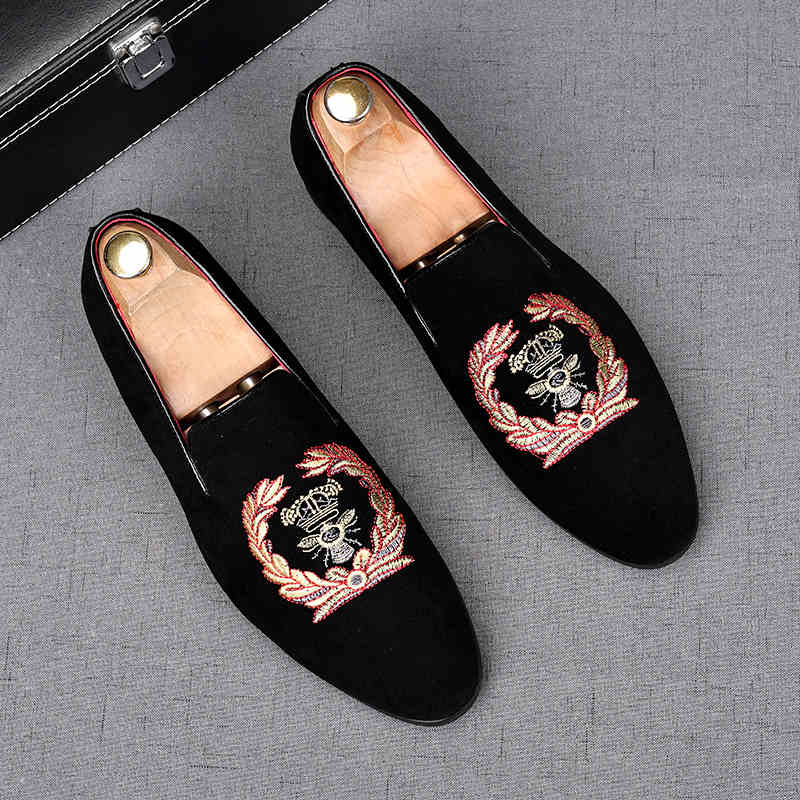 Fashion New Men's Fashion Printed Embroidery Suede Flats Shoes Oxfords Zapatos De Novio Man Party Wedding Dress Formal Prom Shoes