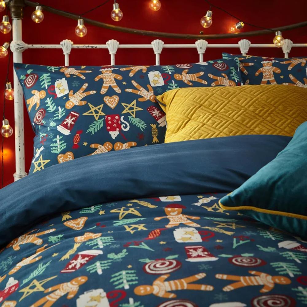 Furn Yuletide Treats Fleece Christmas Duvet Cover Set