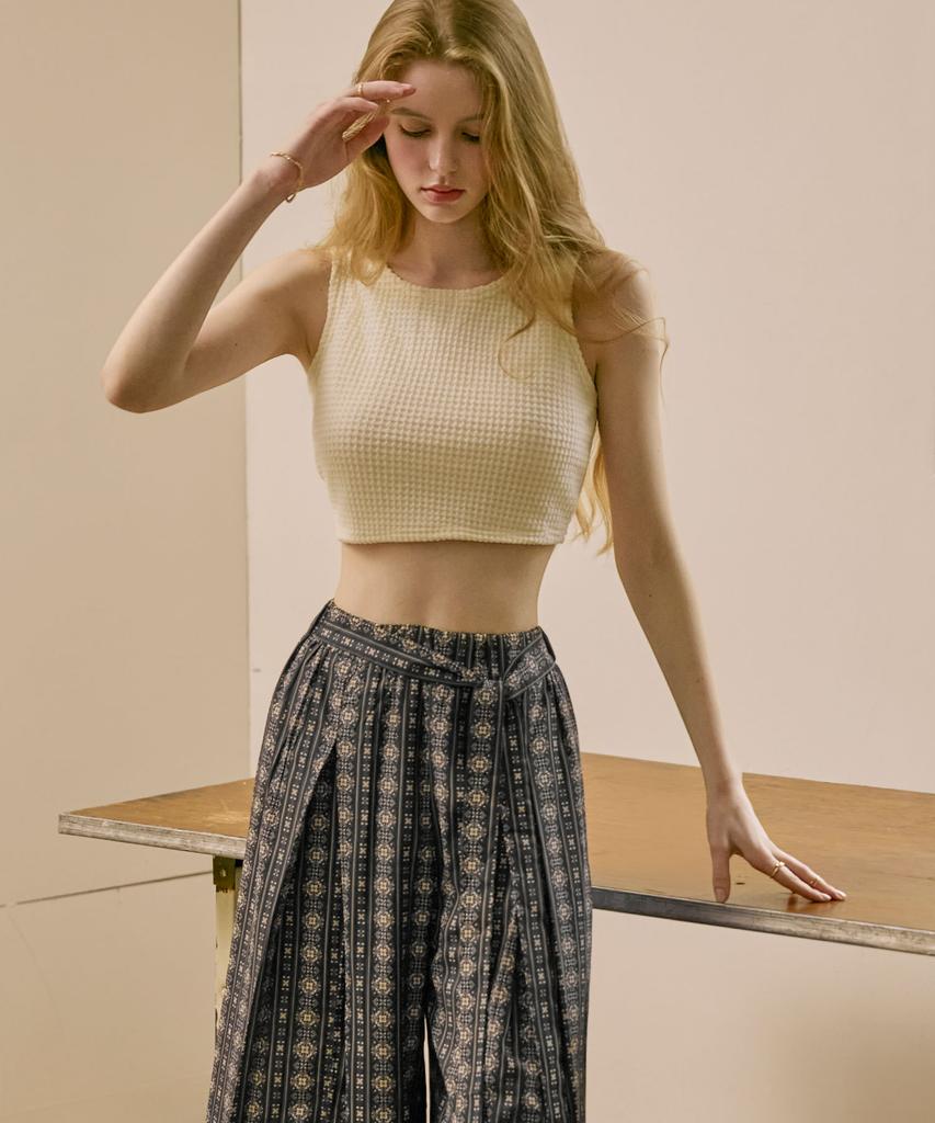 VIKINI VENDER Amira Waffle Back Ribbon Sleeveless Crop Top
