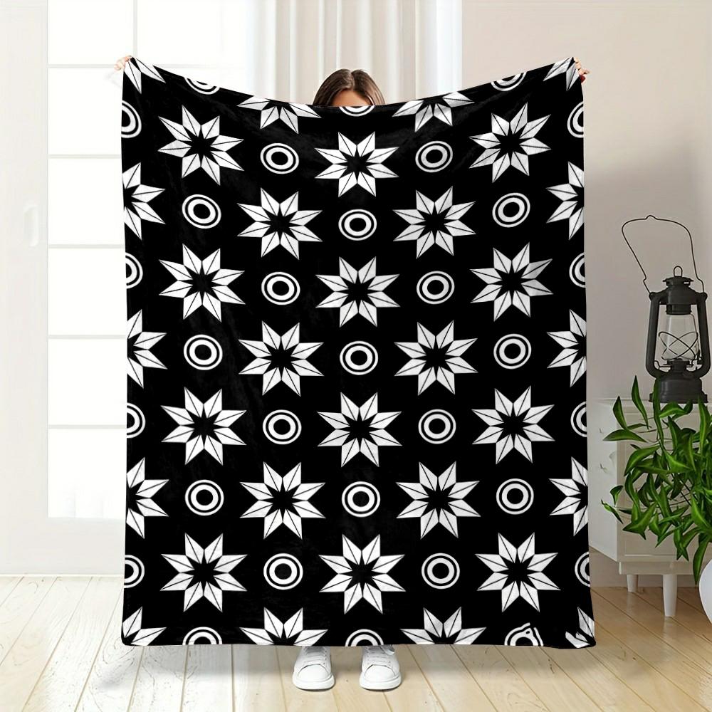 Black and white geometric star pattern, Flannel blanket for bedroom, living room, sofa, and nap sofas.