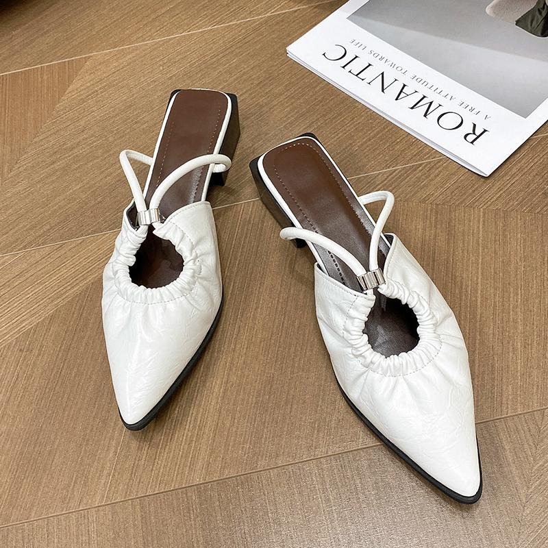 Mode Temperament Einzelne Schuhe Mode Spitzzehen Hohle Plissierte Tragen Leichte Luxus Flache Weichbesohlte Sandalen