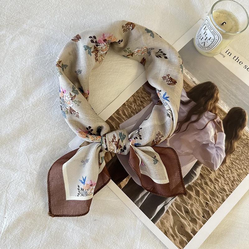 Japanese Retro Cotton Linen Square Scarf: Women's Korean Fashion, Versatile Spring-Autumn Neckerchief and Headband.