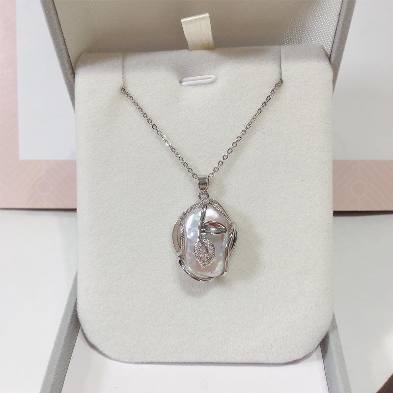 Natural Freshwater Pearl Baroque Pearl Pendant New Necklace