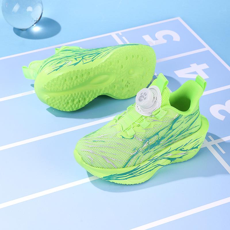 

Running Shoes - Student Style Mesh Upper Breathable Boys Shoes with Rotating Buckle and Soft Sole 30 зелёный