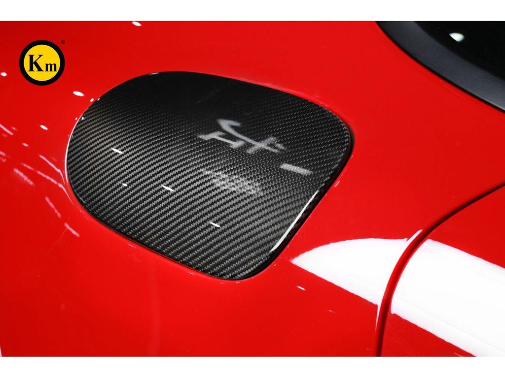 Carbon Fiber Fuel Tank Cap - 2017-2023 Panamera 971 Dry Carbon Sticker