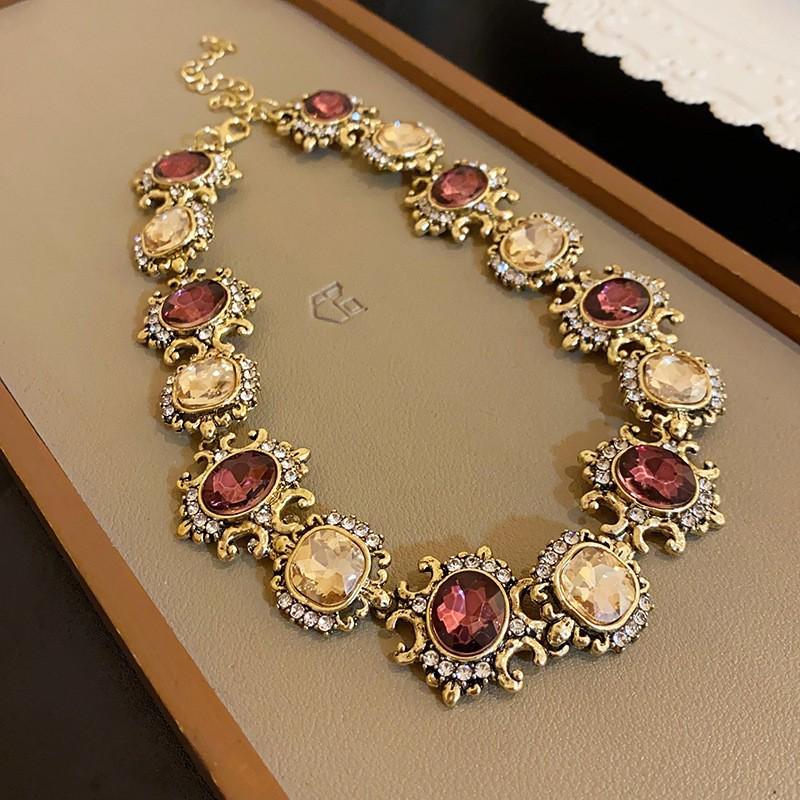 French Oval Lace Pearl Necklace - Retro Court Style Fashion Clavicle Chain