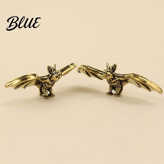 Unique Mini Animal Figurine Brass Bat Figurines, Vintage Copper Flying Statue, Collectible Durable Metal Decor Ornament, Desk Feng Shui Sculpture for