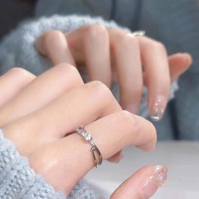 Galaxy Star Track, Exquisite Zircon Ring, High-end Niche Design, Simple and Versatile Index Finger Ring, Open Ring Ring.