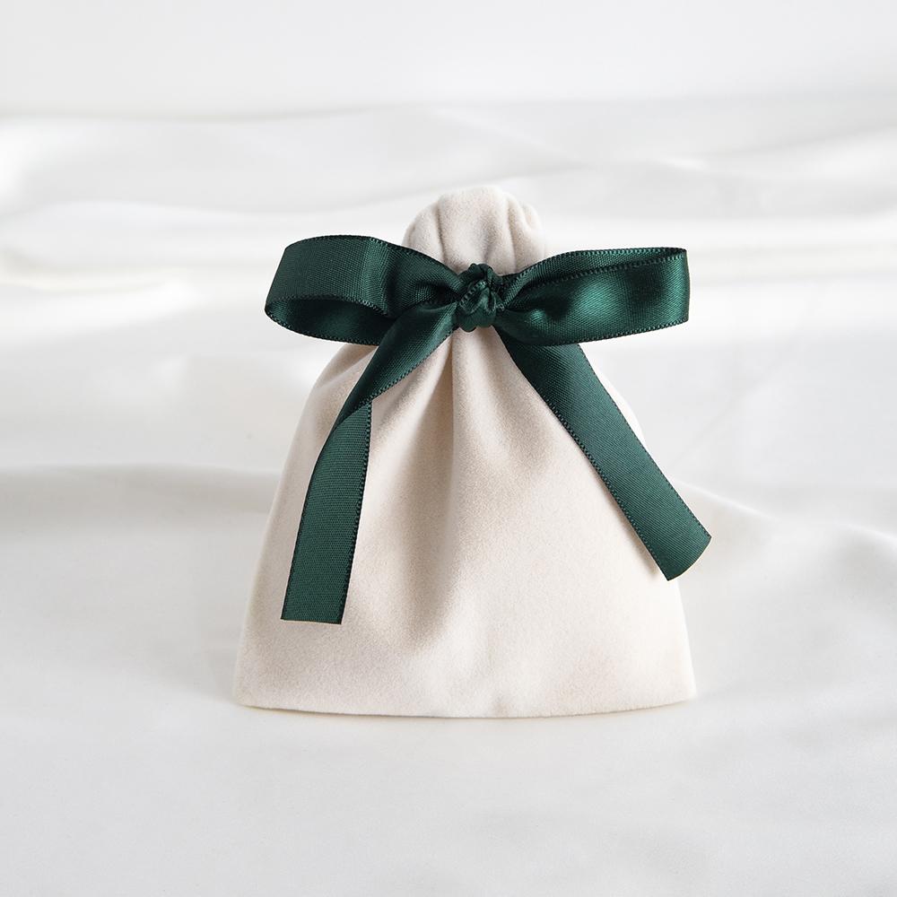 10Pcs 7x9cm 10x12cm 12x15cm 15x20cm Beige Velvet Bag Jewelry Suede Gift Packaging Wedding Favors Candy Earrings Bracelet Pouch