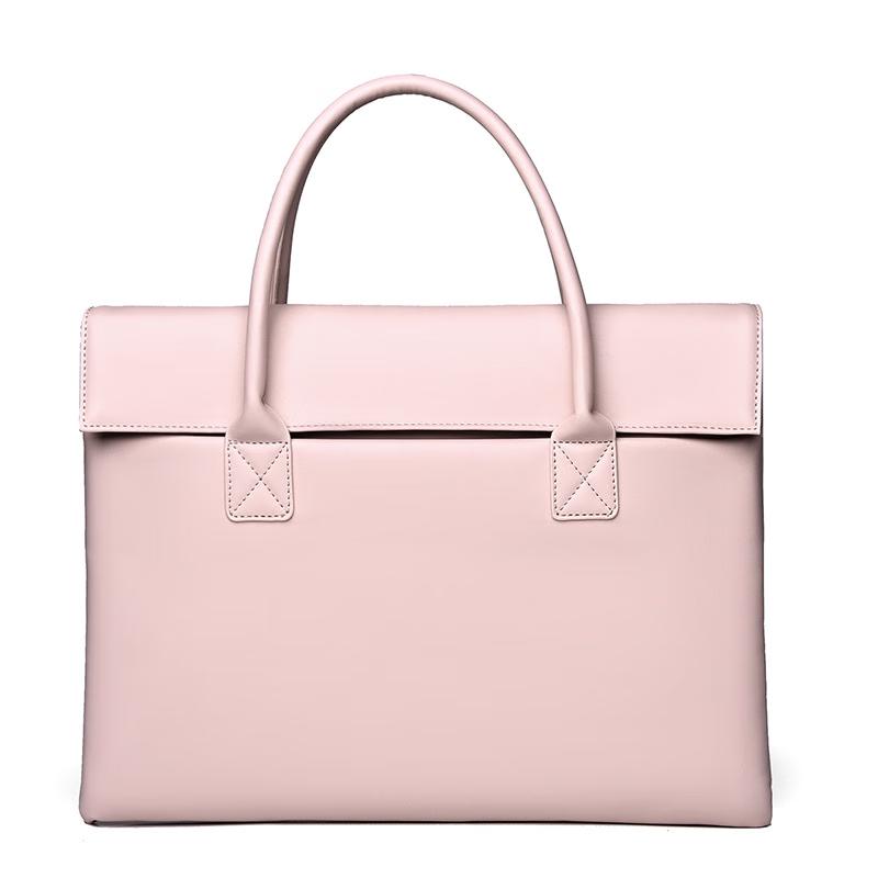 Brašna na notebook pro dojíždění