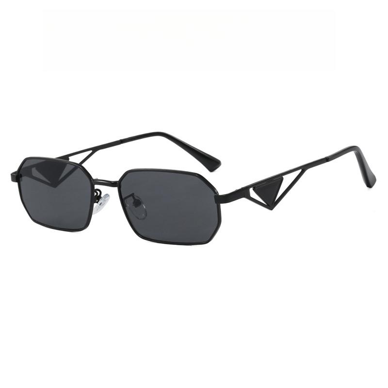 Square Small Frame Black Fashion Women's Sunglasses Retro Simple Suitable for Daily Commuting Shopping Po Accessories