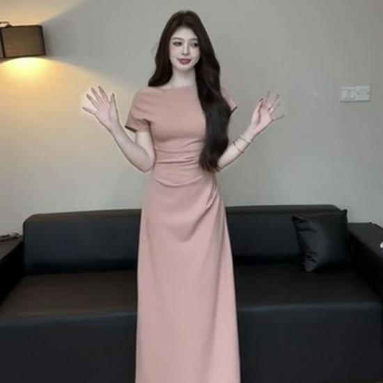 Melaard Retro Brown High-Waisted Midi Skirt: Slimming Winter Style with Minimalist Draping.