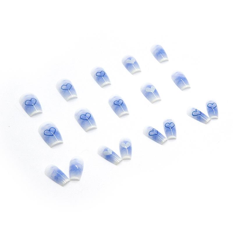 Gradient Blue & White Heart Medium-Long Wearable Nail Tips - Hot-Selling Fake Nail Art