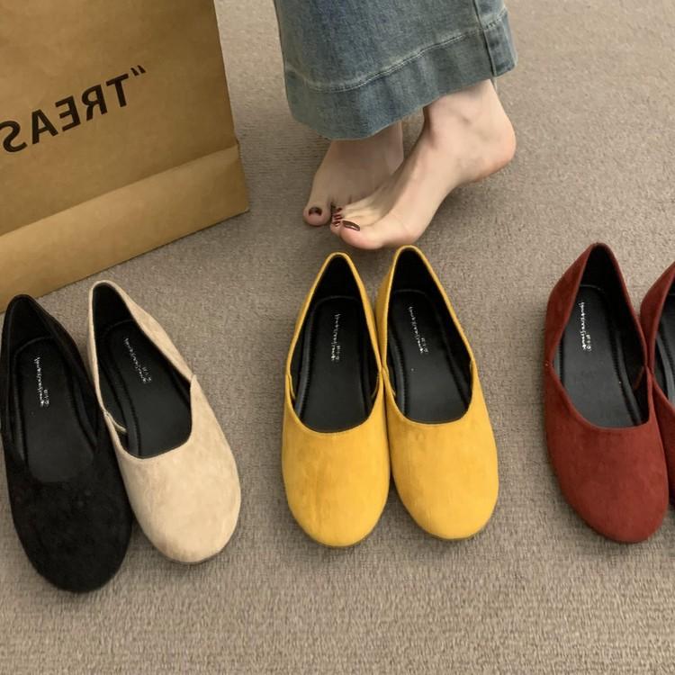 French inner height increase yellow small single shoes 2025 new autumn new flat-soled ballet ladyshoes soft-soled grandma shoes