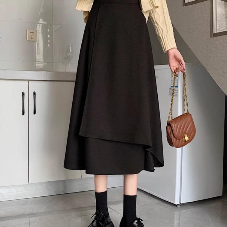 Women's Black Irregular High-Waist A-Line Skirt, Slimming Half Skirt with Wide Hem, New 2026 Style