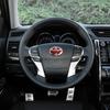 2026 Nowe Dla Toyoty 1 SZTUKA Logo kierownicy 3D pasuje do Toyota Corolla C-amry RAV4 C-rown Avalon CHR Prado Prius Land Cr