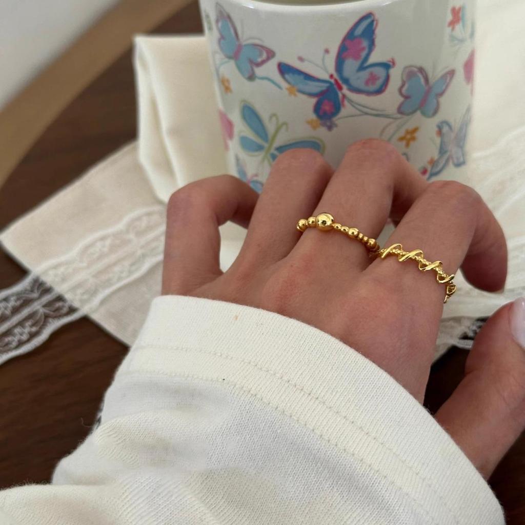 S925 Silver-Plated Open Geometric Wave Ring for Women - Stackable, Versatile, Personalized Index Finger Jewelry.