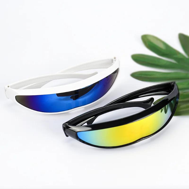New Futuristic Narrow Cyclops Sunglasses Laser Eyeglasses Uv400 Personality Mirrored Lens Costume Eyewear Men