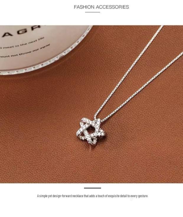 Sparkling Diamond Star Necklace: Five-Pointed White Gold Star with Nickel Silver and Real Gold Plating for a Luxurious, High-End Look.