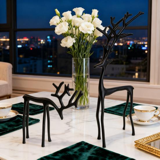 1/2Pcs Christmas Reindeer Statue Minimalist Artistic Deer Figurine Metal Animal Sculpture Home Office Desktop Decoration Ornament