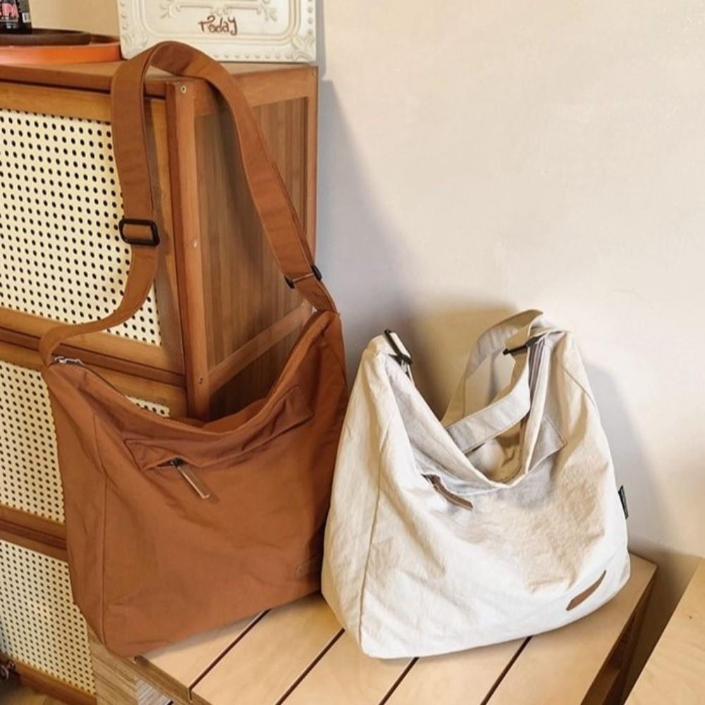 New Canvas Shoulder Bag Japanese Style Zipper Closure Messenger Bag Large Capacity Lightweight School Book Bag Student Use