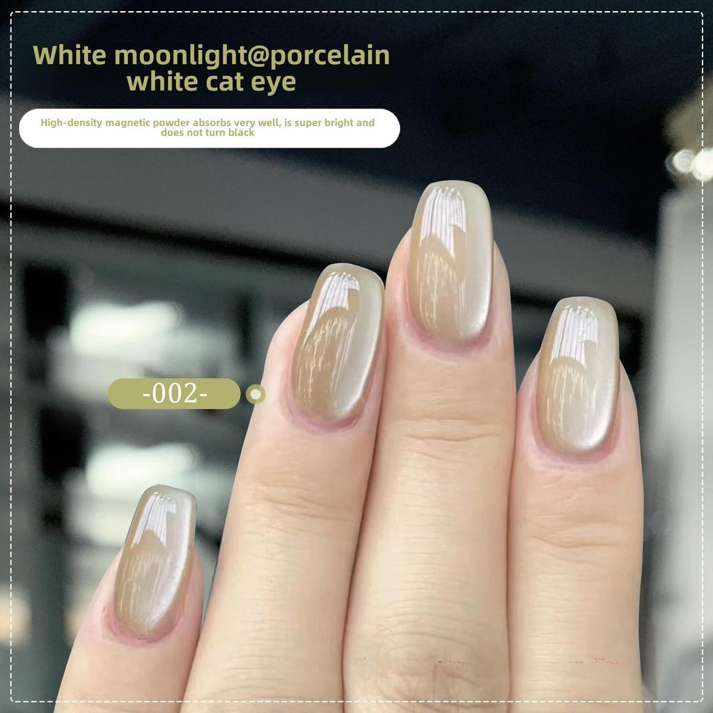 White Moonlight Crystal Cat's Eye Nail Polish - Autumn/Winter Collection, Special Edition.