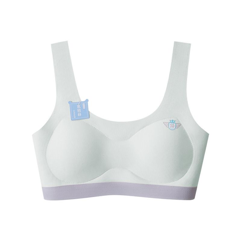 Children's development period is small - year-old students, middle and high school students, adolescence, small vest, bra