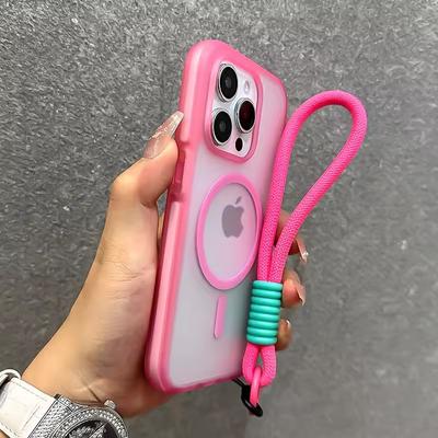 Custodia magnetica opaca Magsafe Candy per iPhone 16 Pro Max 15 14 13 12 con cinturino da polso e cordino, cover protettiva in gelatina traslucida.