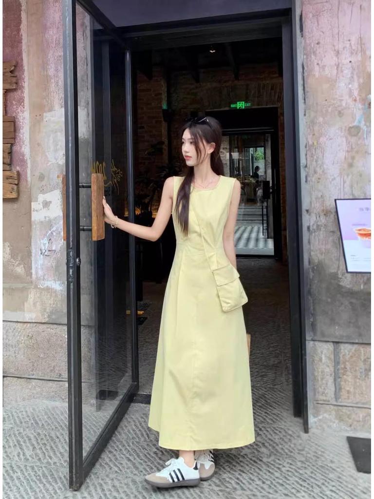 Gelbes Sommer 2025 Damen Ärmelloses Schlankheitsweste Langes Kleid - Schlicht, Lässig und Elegant.