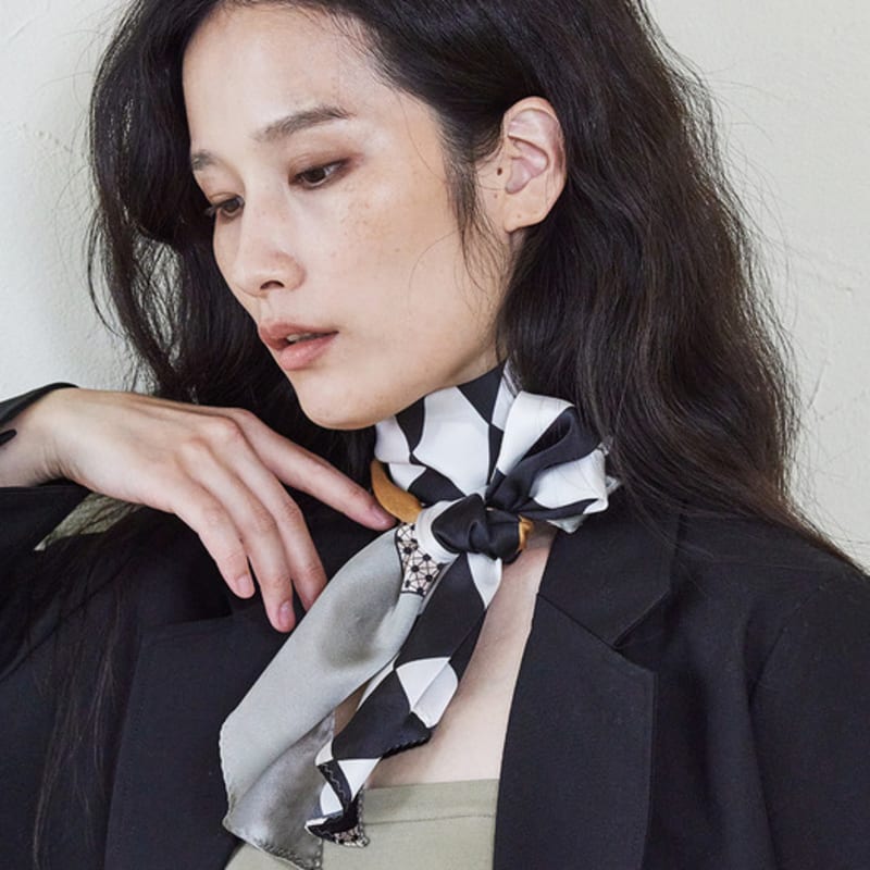 ANA MAISON Space for A Silk Long Petite Scarf [PML-1399]