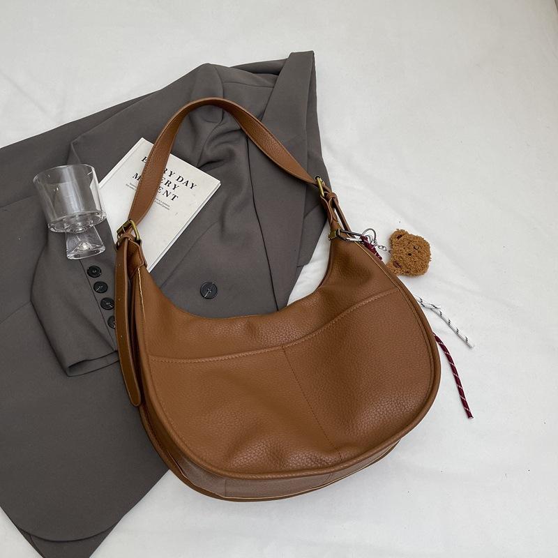 

Осенний взрыв знаменитостей в Интернете 2024 года, корейская версия новой моды, сумка для пельменей Mori, простая и универсальная повседневная сумка через плечо 34*12*26