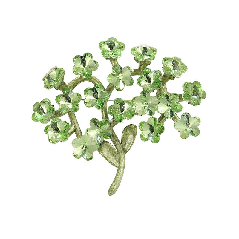 Ethnic Style Cheongsam Brooch: Pink Floral Forget-Me-Not Corsage - Perfect Valentine's Gift