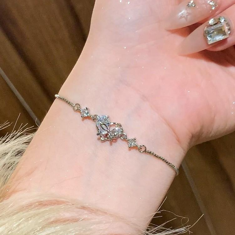 Korean Style Zircon Heart Shape Hand Chain With Adjustable Length For Women