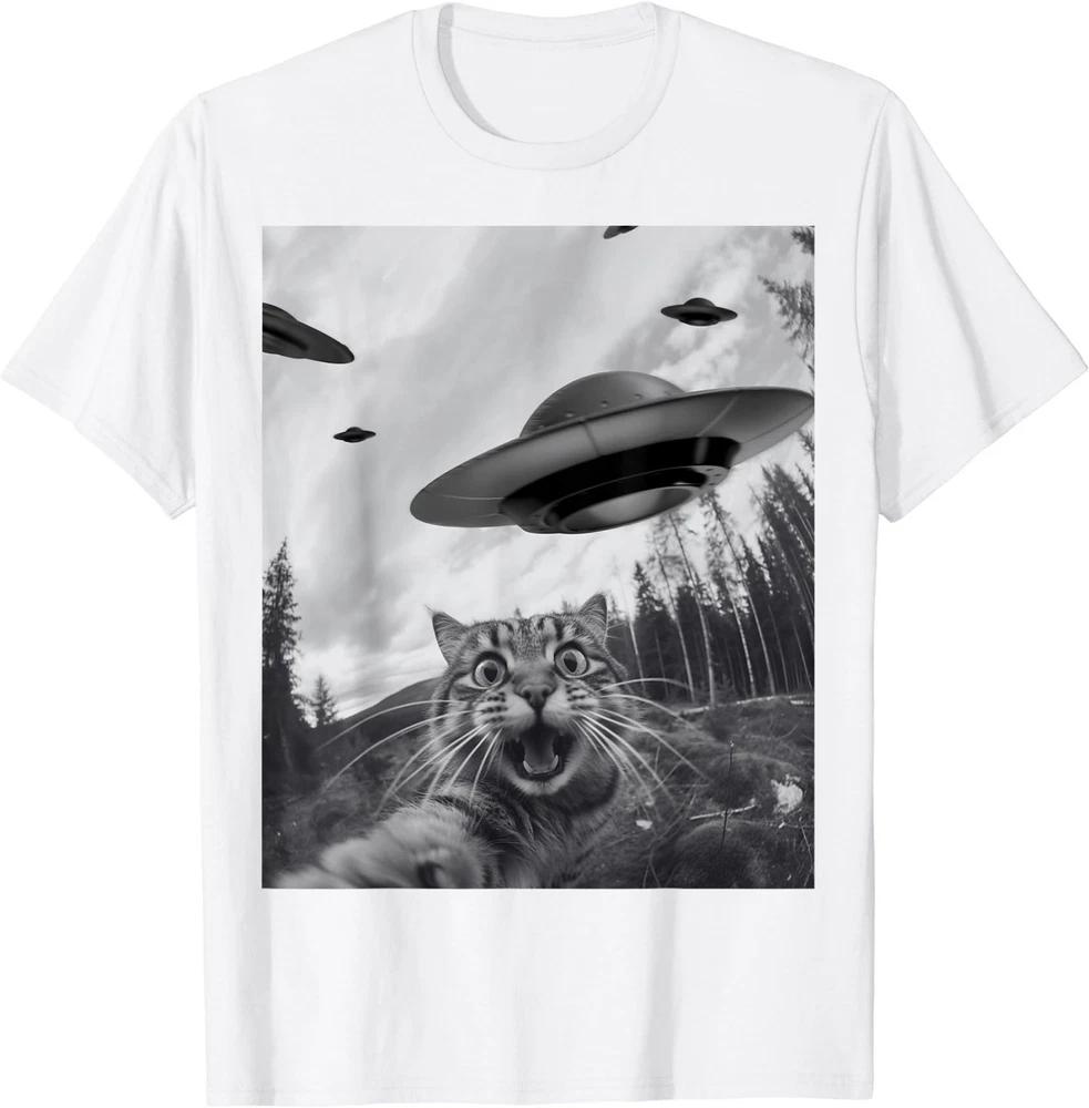 Funny Cat Selfie With Alien UFO Unisex TShirt S