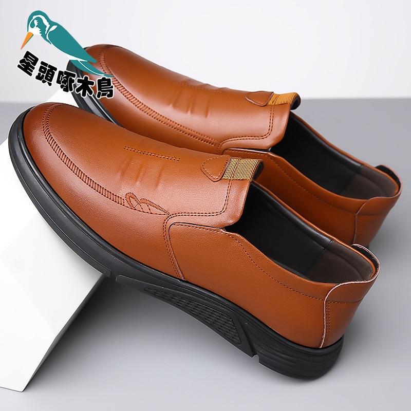 Leather shoes men's 2025 summer new soft-soled one-pedal men's business and leisure middle-aged leather shoes