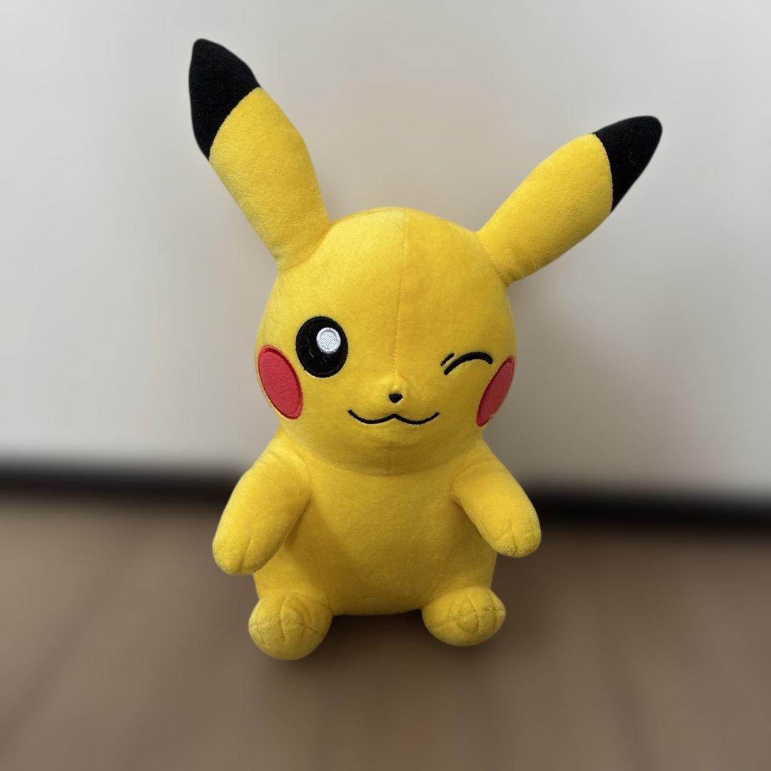 Pokemon Pikachu 30cm Plush Wink