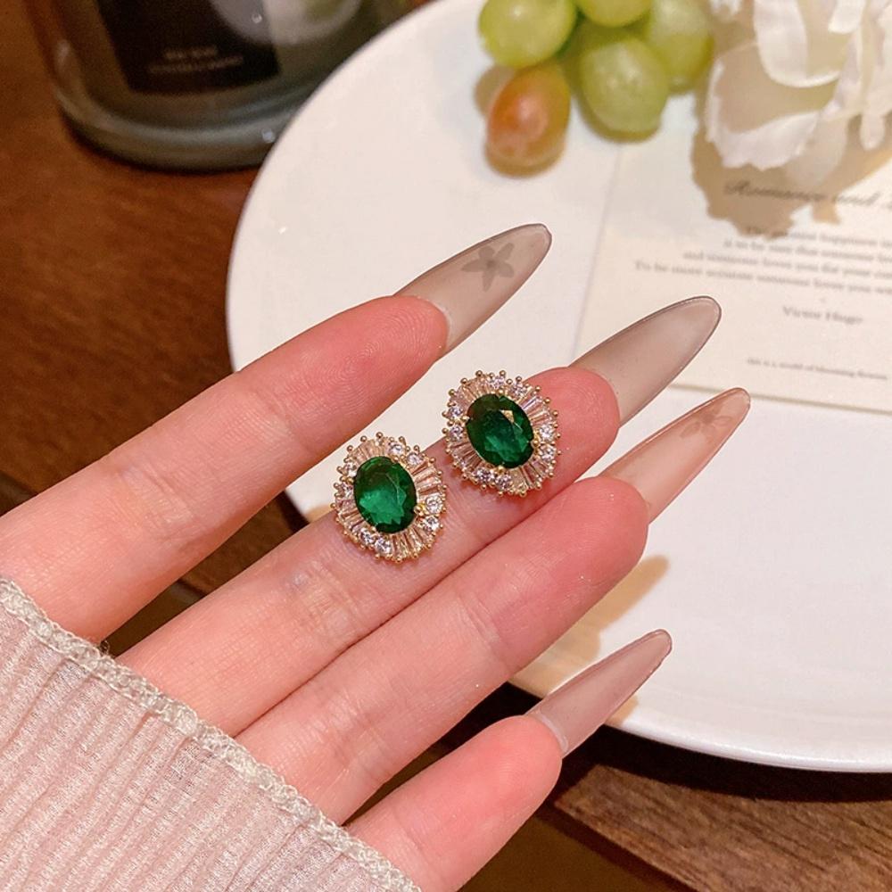 New Fashionable Elegant Temperament Green Zircon Earrings for Women Vintage Luxury Party Wedding Jewelry Gifts Daily Wear