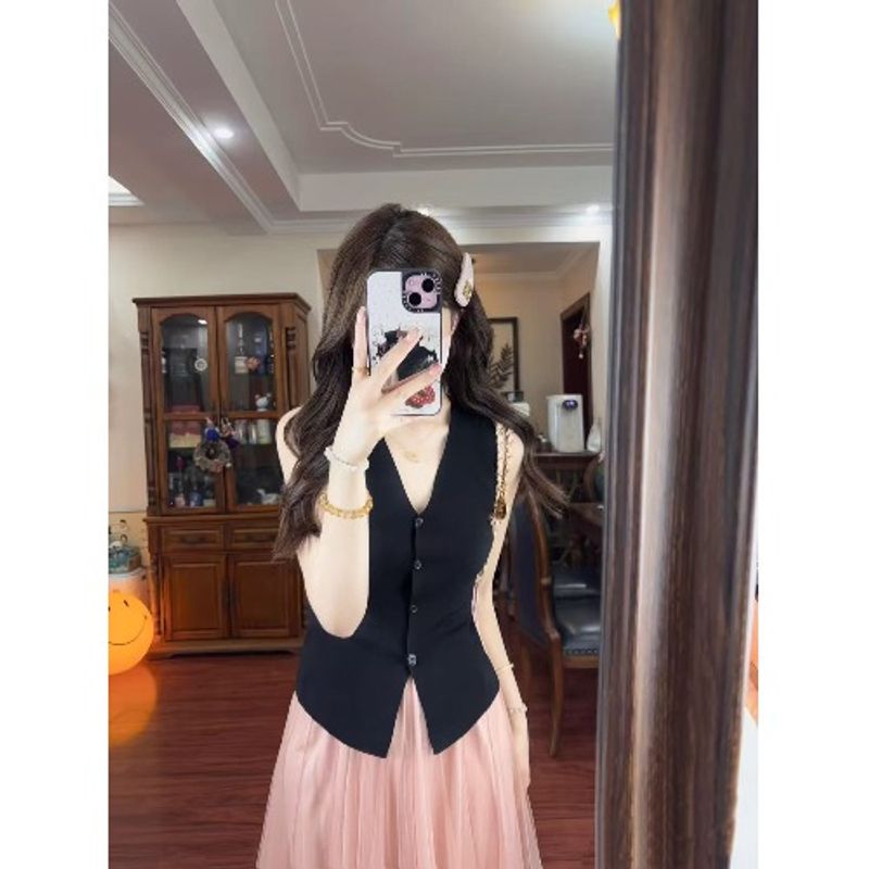 

Kumikumi Милый комплект Однобортный жилет без рукавов с V-образным вырезом Женский летний с высокой талией Юбка на все случаи жизни Комплект из двух предметов Black V Neck Tops One size