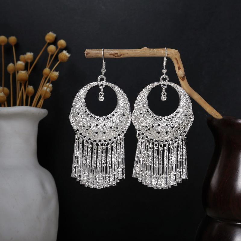 New Miao Long Tassel Minority Earrings, Light Luxury Miao Silver Exaggerated Fashion Temperament Earrings