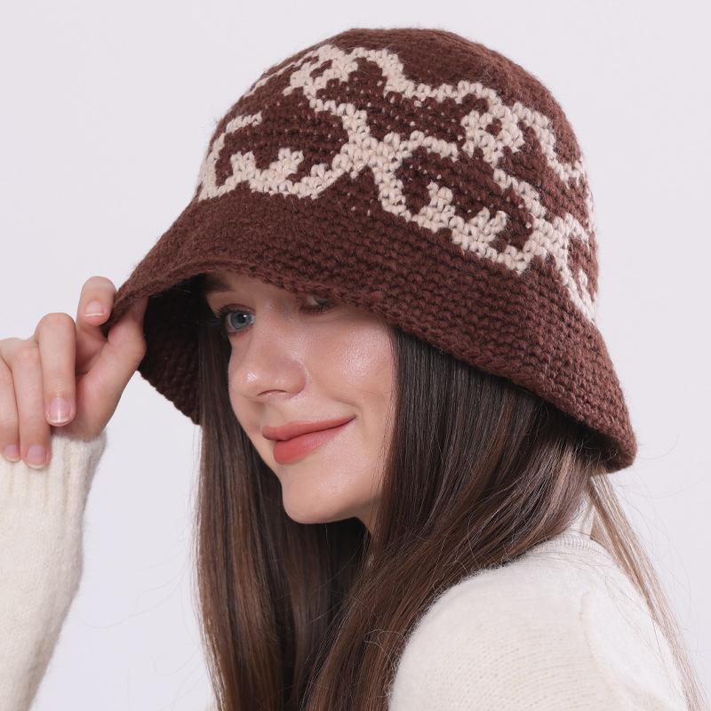 Autumn and winter niche design handmade bucket hat thermal hat knitted hat women's cold hat thickened basin hat