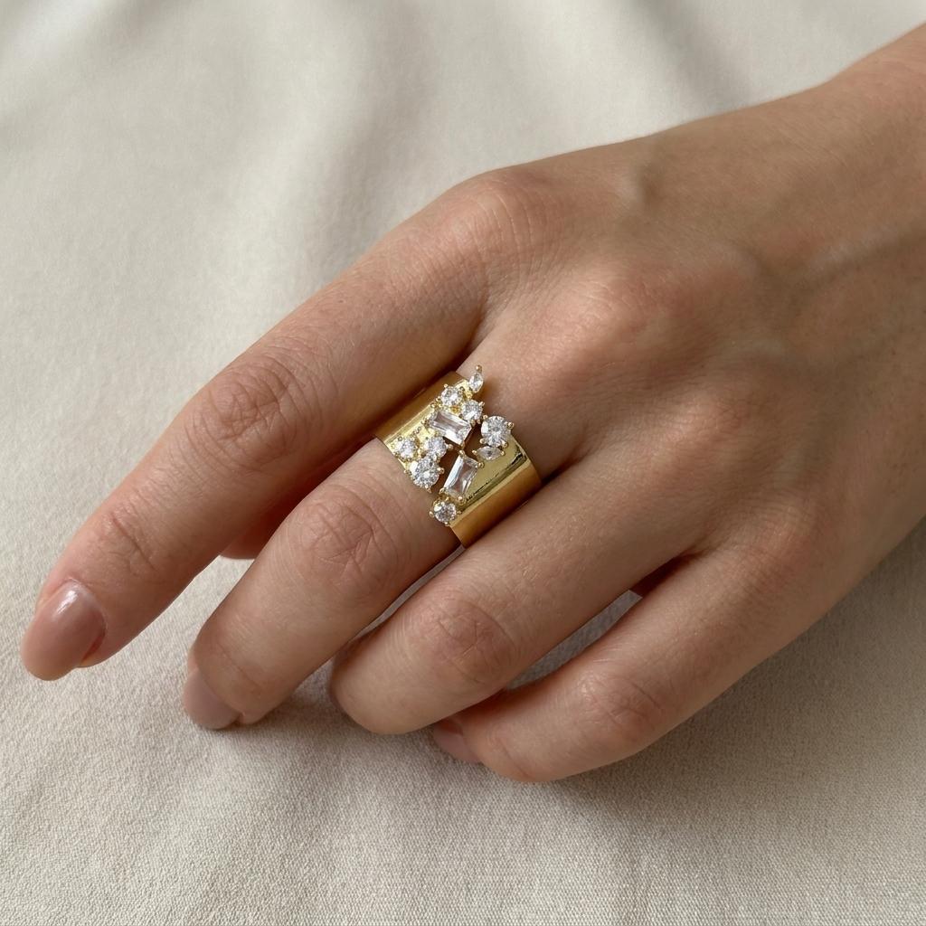 Delicate Textured Flower Copper Ring Set for Women Sweet Cubic Zirconia Faux Pearl Baguette Open Ring Party Jewelry Gift