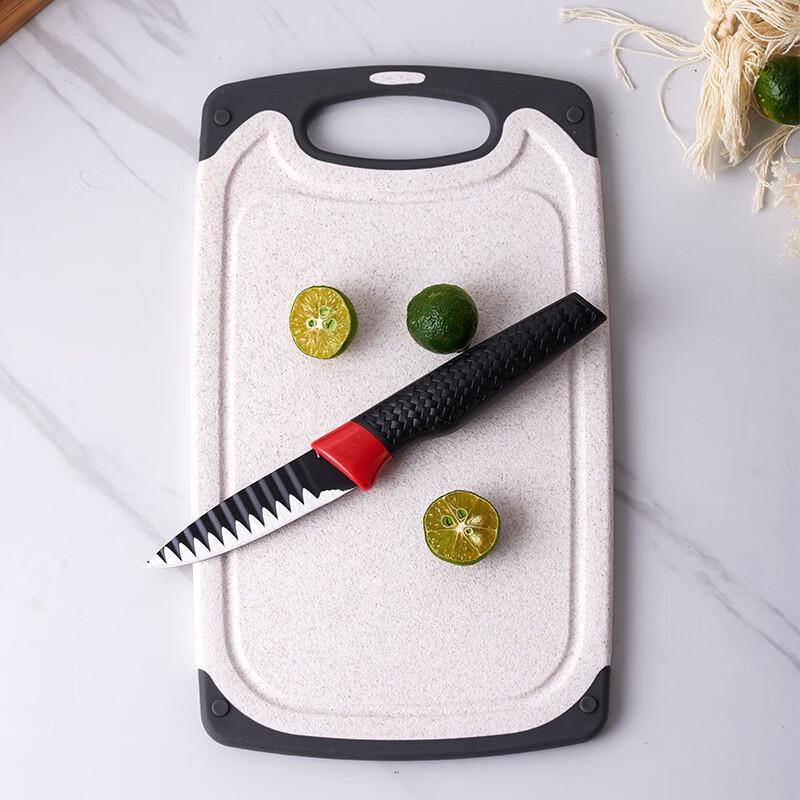 

Zhi Shi Wheat Straw Coated Cutting Board Set
