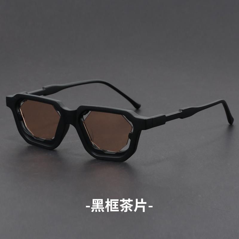 

Fashion Sunglasses Men Outdoor Y2k Women Sunglasses Vintage Women s Eyepieces New in 2025 Popular Sun Shades Luxury Designer Men