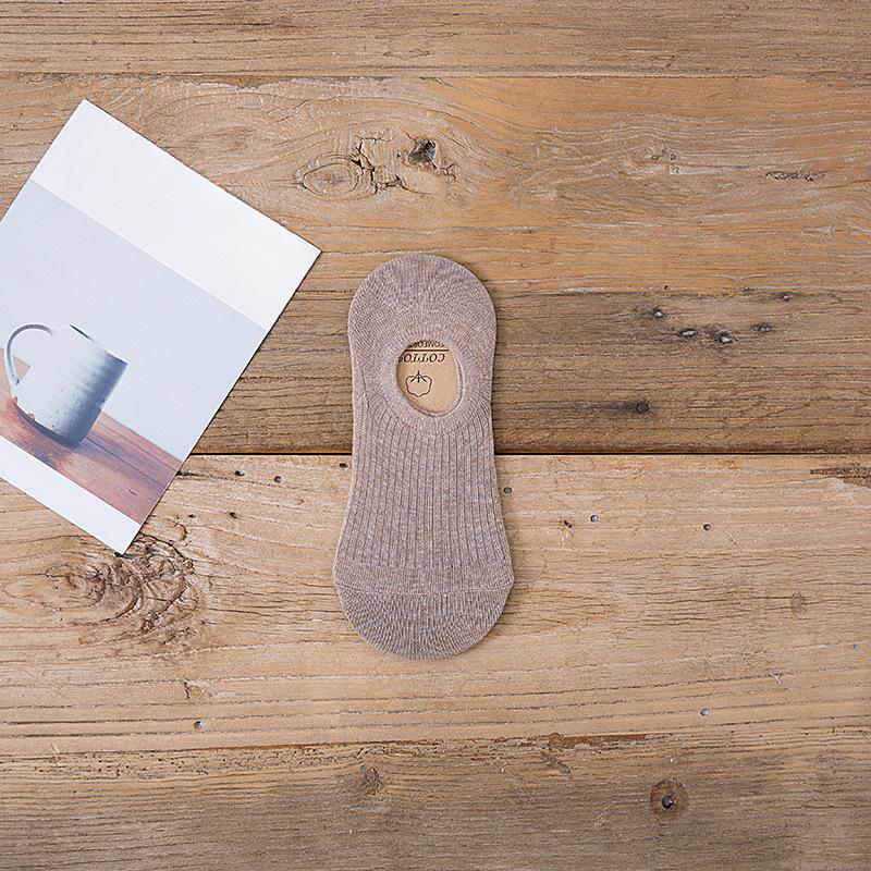 Men's Spring and Summer New Pure Color Cotton Invisible Comfortable Shallow Mouth Silicone Non Slip Socks
