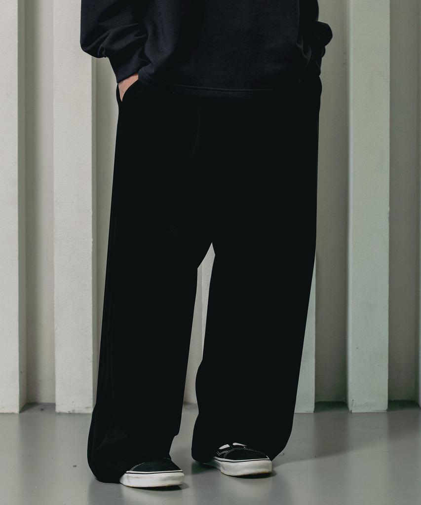 Keonsebbi Cheese One-Pleat Fleece-Lined Sweatshirt Wide Pants 2 Colors