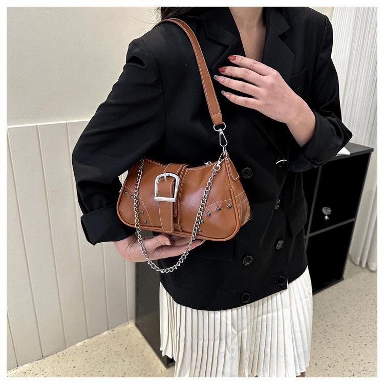Retro Minimalist Shoulder Bag 2026 New Fashion Trendy Soft Faux Leather Armpit Bag for Women Commuter Crossbody Purse CLE