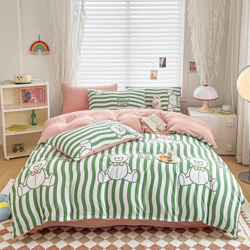 4Pcs Cartoon Black Dog Duvet Cover Set Khaki Striped Bedding With 1 Bed Sheet 2 Pillowcases Bedroom Love Print Comforter Cover